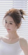 于运营坚苦的当下无疑是“落井下石”